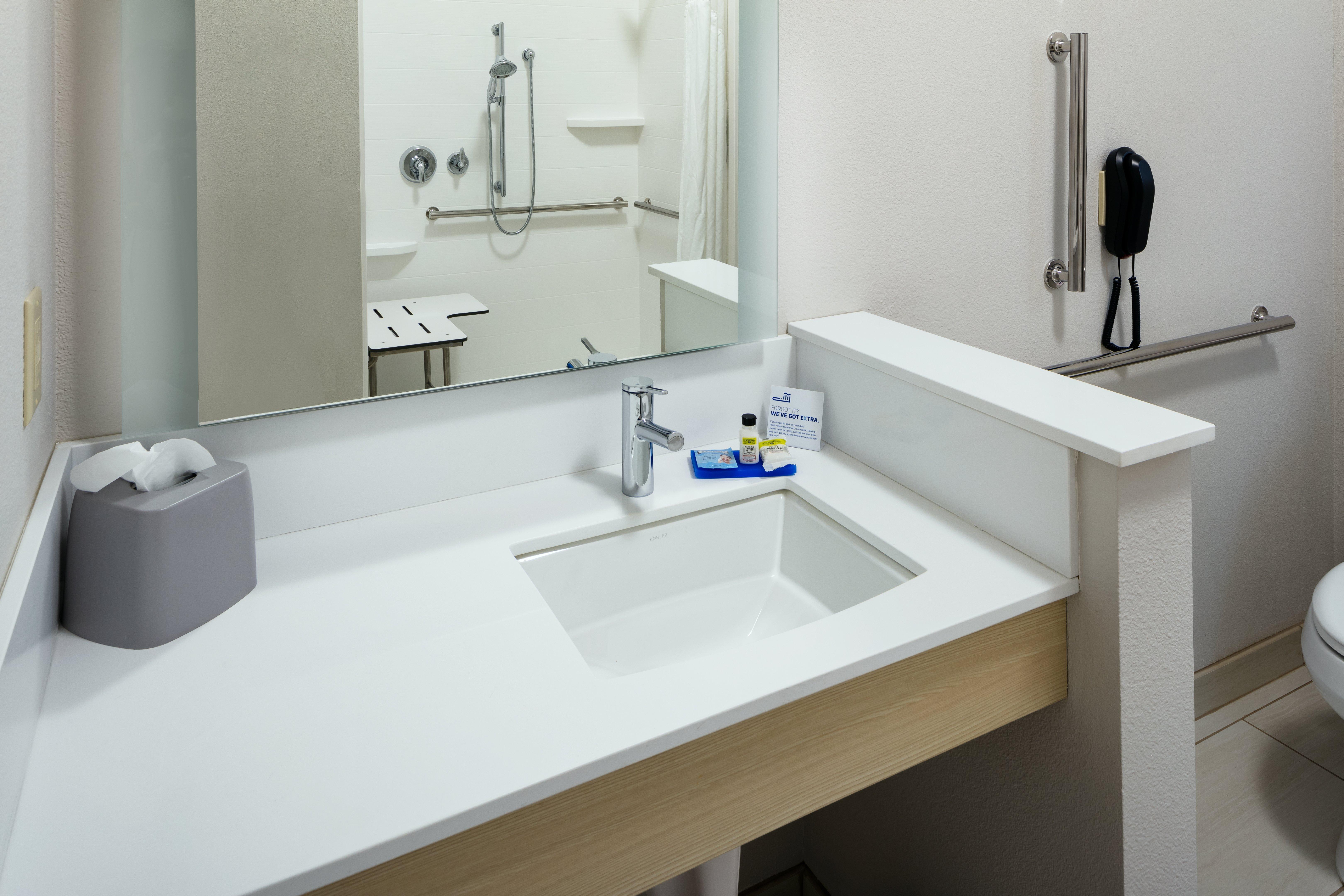 Holiday Inn Express & Suites - Medford By Ihg Exteriér fotografie