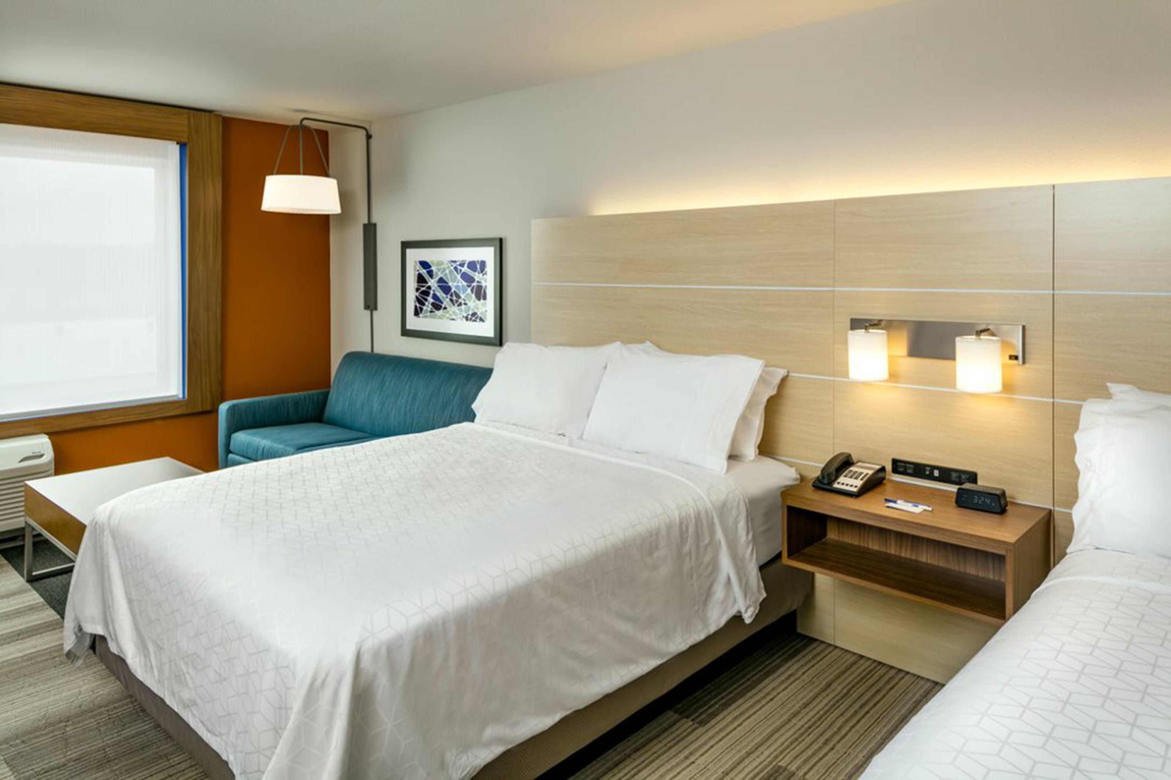 Holiday Inn Express & Suites - Medford By Ihg Exteriér fotografie