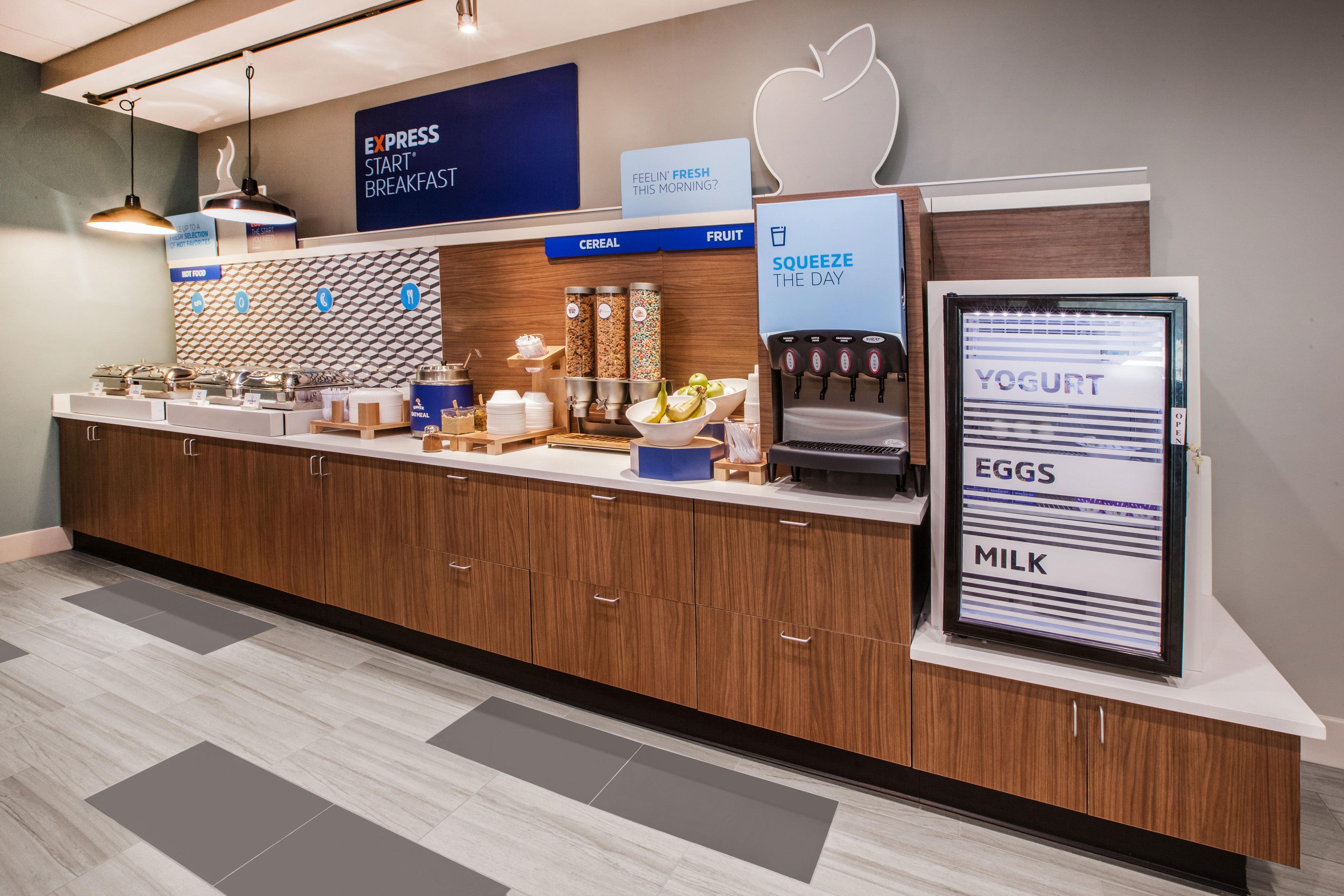 Holiday Inn Express & Suites - Medford By Ihg Exteriér fotografie
